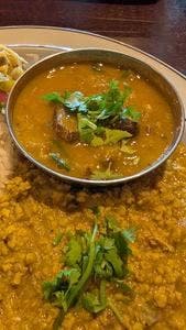 Curry Sings