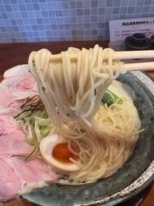 自家製麺 地鶏中華そば 松利屋
