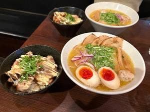 大宮ラーメン Paitan Works