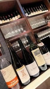 銀座ワインバーBaCChus