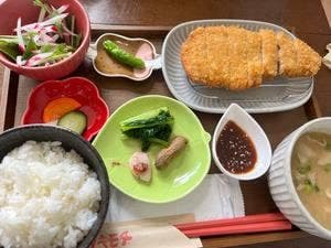 定食屋 ブタノキモチ
