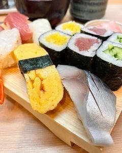 鮮魚店の立ち寿司 アカマル 大宮店