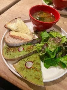 LE PAIN QUOTIDIEN 東京オペラシティ店