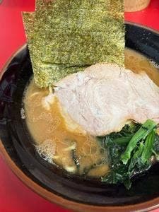 横浜らーめん 山本家