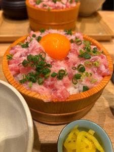 スシモン 新宿店
