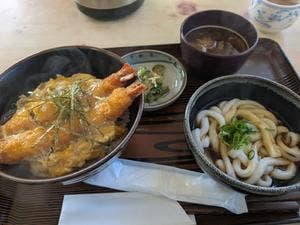 つきよみ食堂