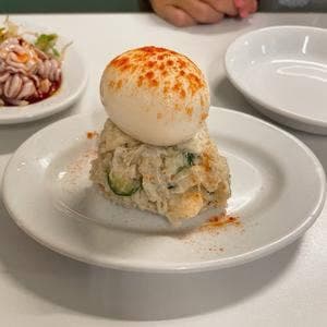 二階 麺肴酒店 黒黒黒