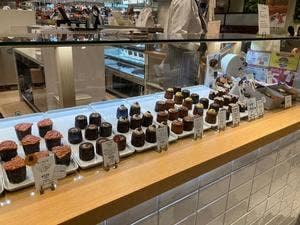 立町カヌレ+ ekie広島店