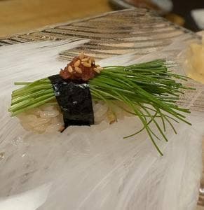 野毛 鮨 友