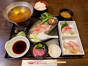 下田料理 きんめ屋