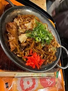 焼きそばとハイボール パック 京都タワーサンド店