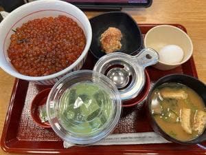 なか卯 松山衣山店
