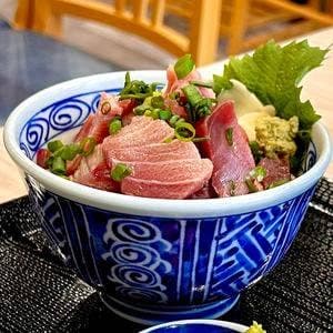 鮨ト酒 春田屋