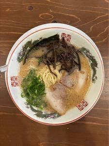 濃厚豚骨 ともちゃんラーメン