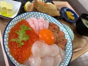 居酒屋・月見海鮮丼 菊藏