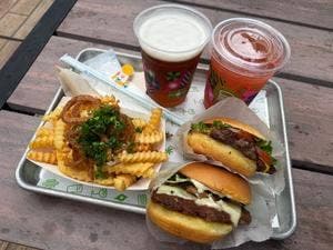 シェイクシャック 御殿場プレミアム・アウトレット店