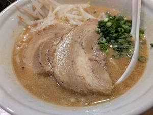 立ち呑みとラーメン れんげ