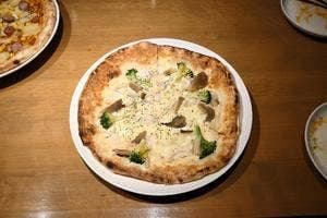 PIZZA STAND 神田店