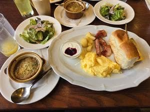 ロイヤルホスト 茨木店