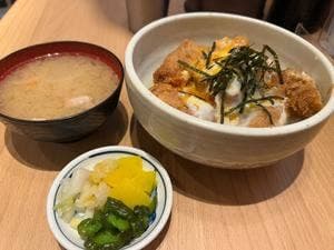 とん㐂