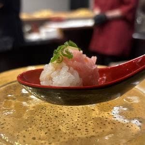 鮨 奉弘