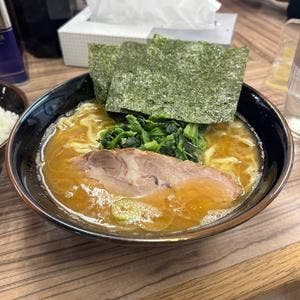 横浜ラーメン 武蔵家 松戸店