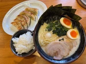 横濱家系 たくみ家 桜土浦インター店