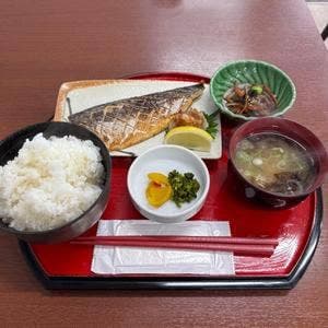 すずなり食堂