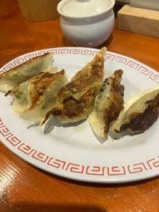 餃子酒場よつば