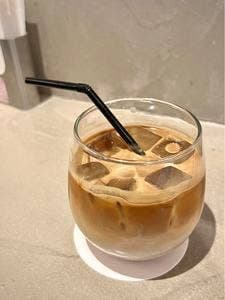 CEN cafe & bar