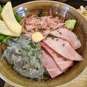 大漁丸直売所