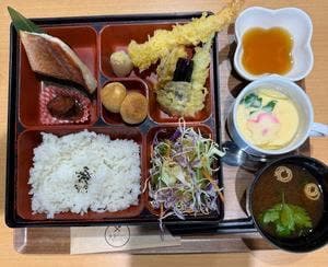 食堂Roni