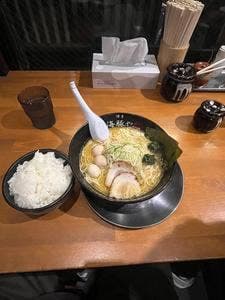 西新 海豚や