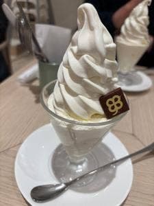 よつ葉ミルクプレイス