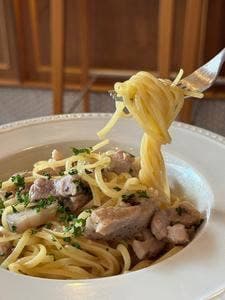 trias dining