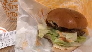 ゼッテリア 秋田ステーショントピコ店