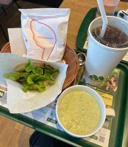 モスバーガー ヴィータモールせいせき店