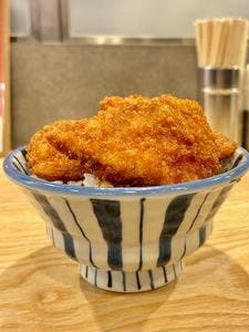 タレカツ食堂 たれとん 新橋店