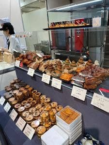 焼きたてマドレーヌのお店 Kazuma Kaneishi 玉造店