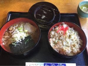 萩屋そば店