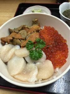 肉のナリタ直営店 市場食堂