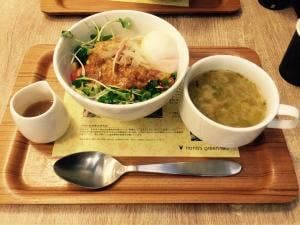 nana's green tea 京王聖蹟桜ヶ丘SC店