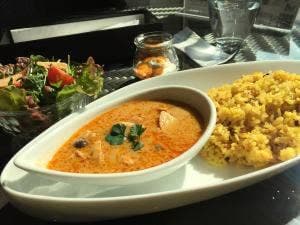 ドバイ風カフェ Jumeirah Oasis