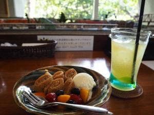 カフェ ギュット