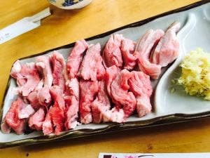 玉城山羊料理店