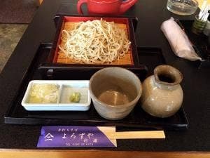 手打ちそば よろずや