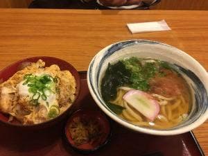 自家製麺 杵屋 六甲道フォレスタ店