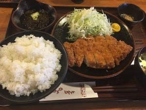 とんかつの店ながた