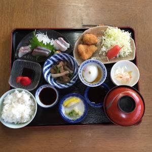 入潮食堂