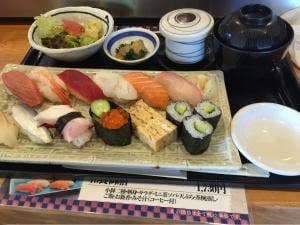 居食家しみず